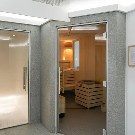 Mileade Les Pleiades 酒店 3*