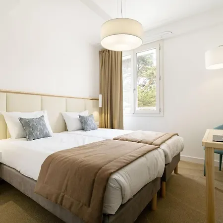 מלון Mileade Les Pleiades 3*