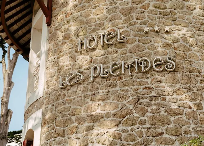 Mileade Les Pleiades Otel 3*