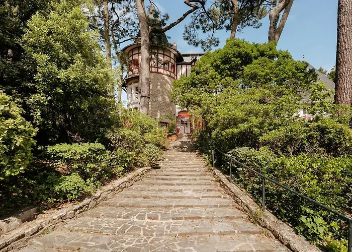 Mileade Les Pleiades Otel 3*