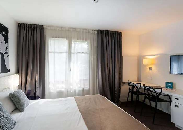 Mileade Les Pleiades Hotel