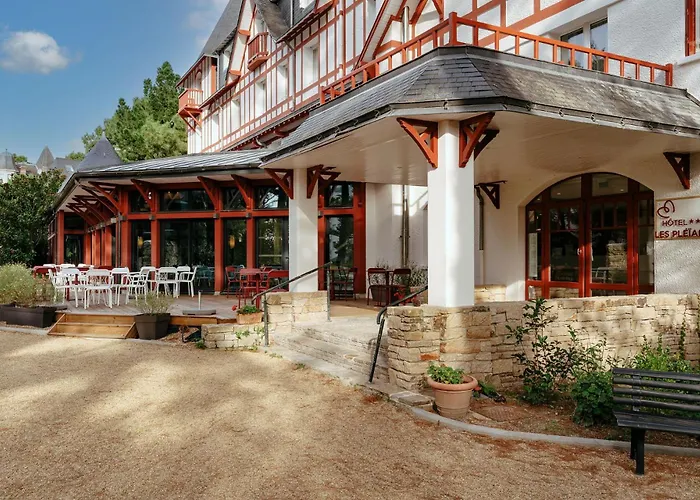 Mileade Les Pleiades 3*