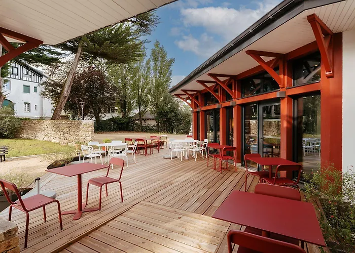 Mileade Les Pleiades Otel